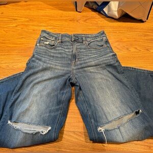 American Eagle Outfitters Blue Distressed Boyfriend Jeans